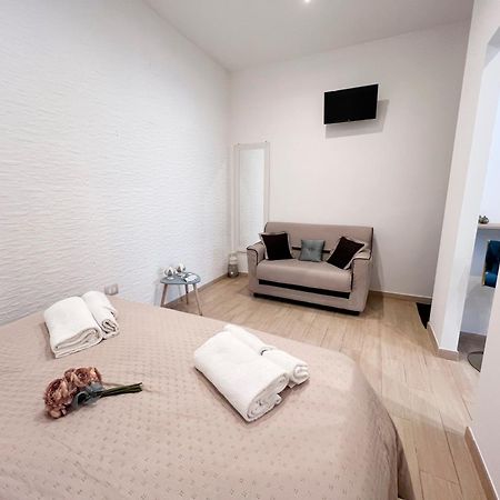 Апартаменты Nonna Tetta Chic Station & Center Walkable Монополи Экстерьер фото