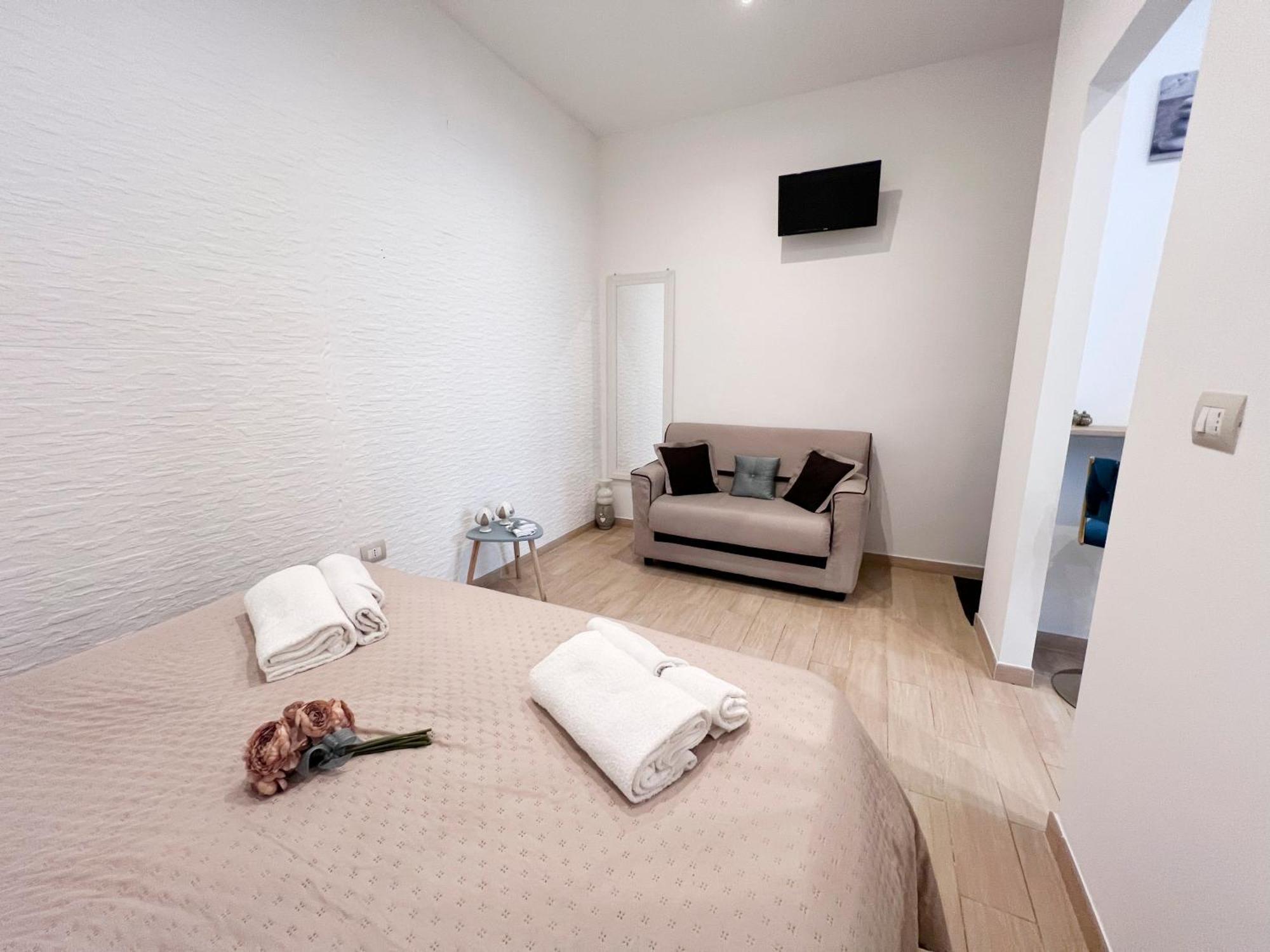 Апартаменты Nonna Tetta Chic Station & Center Walkable Монополи Экстерьер фото